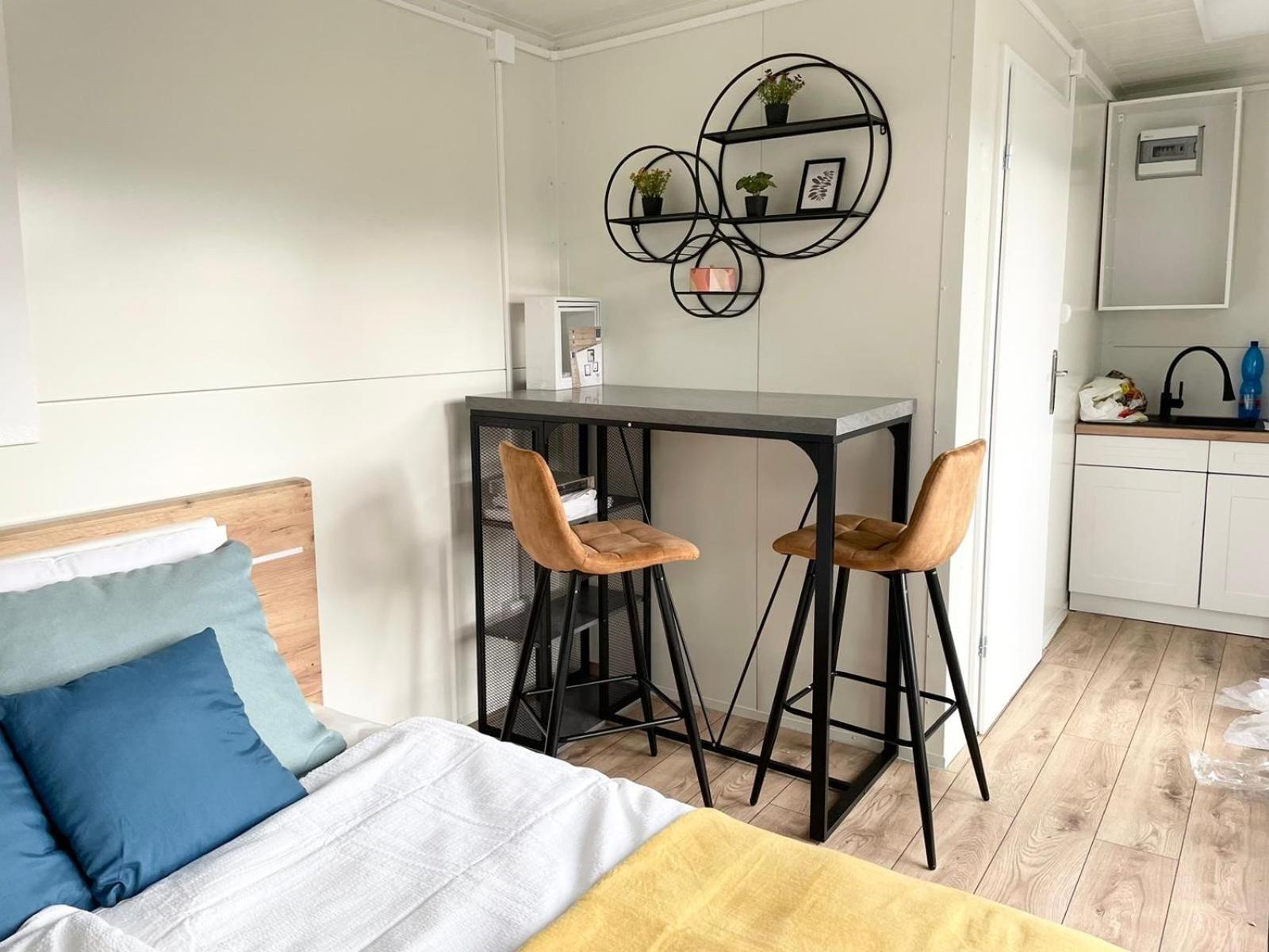 דירות Turany Tiny House With Mountain Views מראה חיצוני תמונה